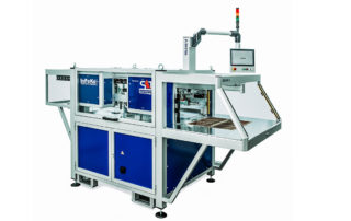 Prüfmaschine ML640 U von FMA Mechatronic Solutions freigestellt – Produktshooting für InPeKo