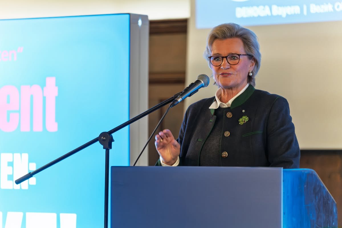DEHOGA-Präsidentin Angela Inselkammer bei ihrer Ansprache