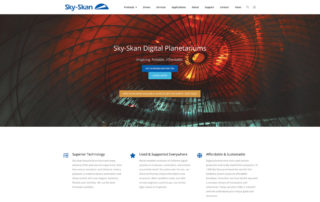 Startseite der Website von Sky-Skan Europe „Digital Planetariums“ mit Kuppelprojektion