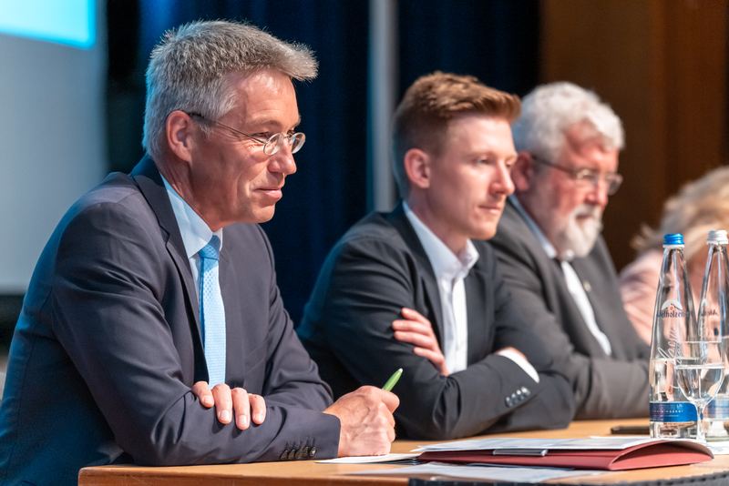 Pressekonferenz – Otto Lederer (SamPlay Fotoproduktion)