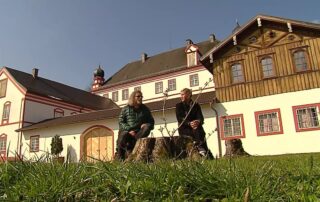 Heimatschichtn – beim Schloss Höhenrain
